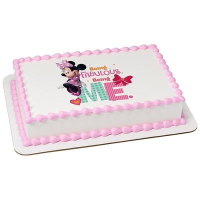 Minnie Being Me